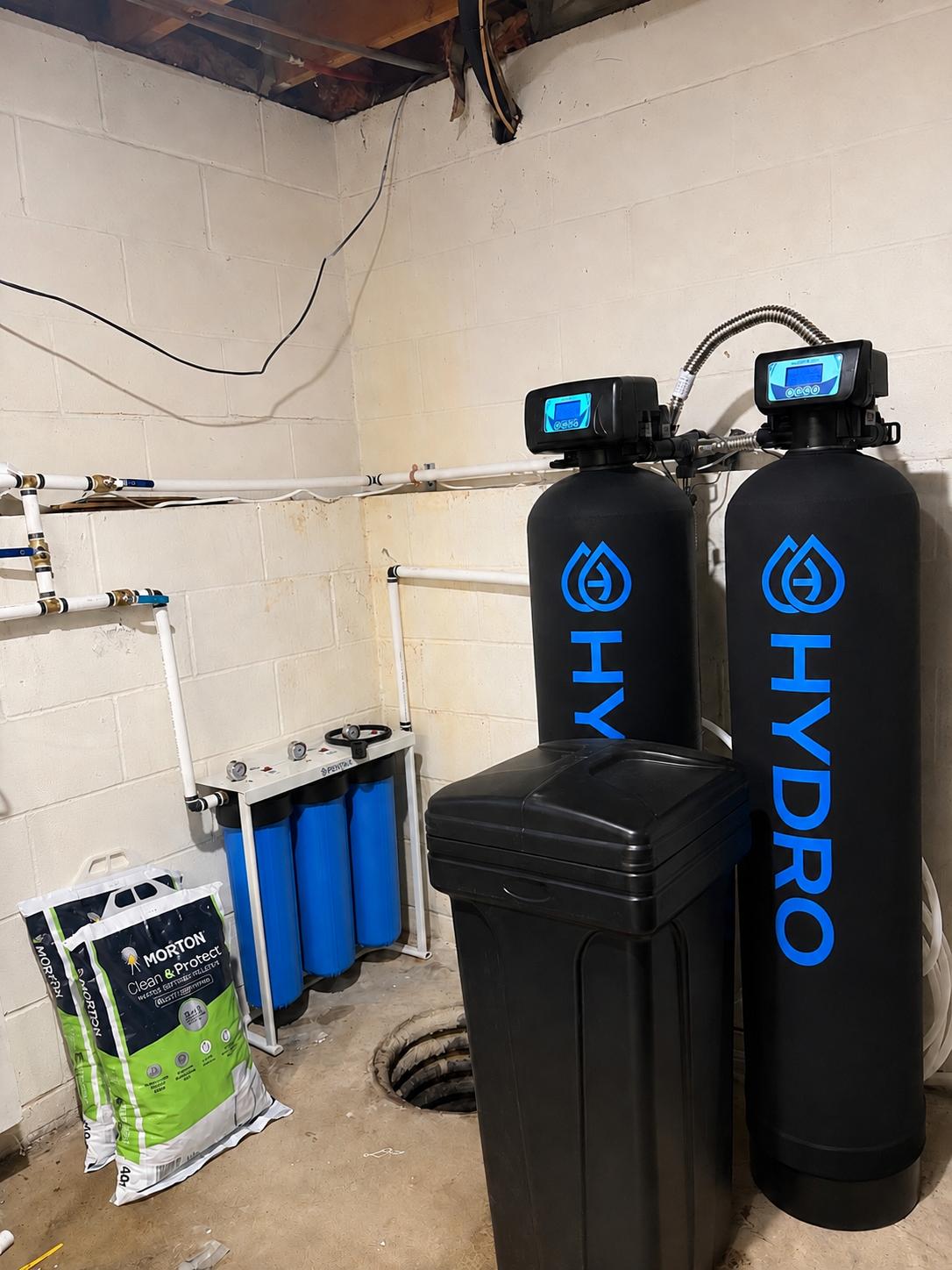 Twin tanks with three-stage pre-filter